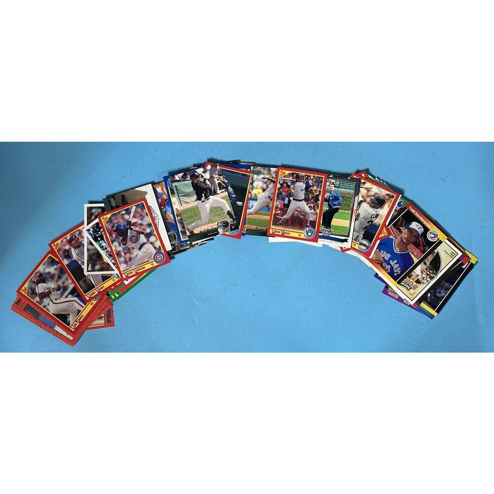 MLB Superstar's Past & Present Base ball Card Lot 100 Cards